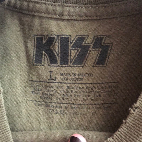 Vintage Kiss T-shirt - Picture 4 of 4